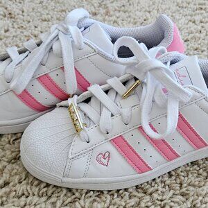Adidas Superstar size 4.5